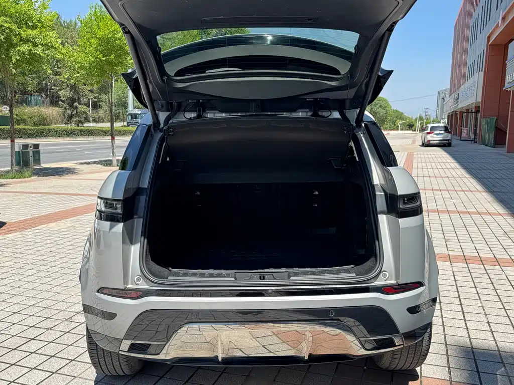 Land Rover Range Rover Evoque 2023 — фото 15