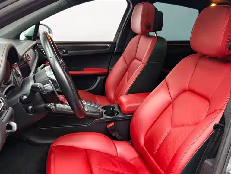 Porsche Macan 2020 — фото 12