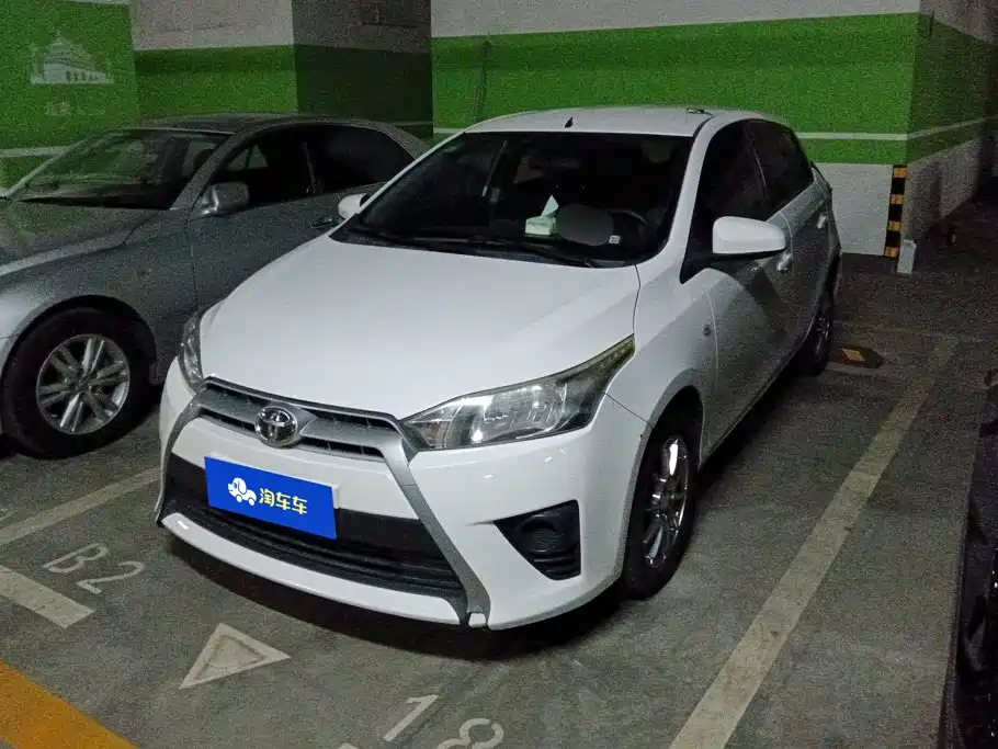 Toyota Yaris L 2016 — фото 1