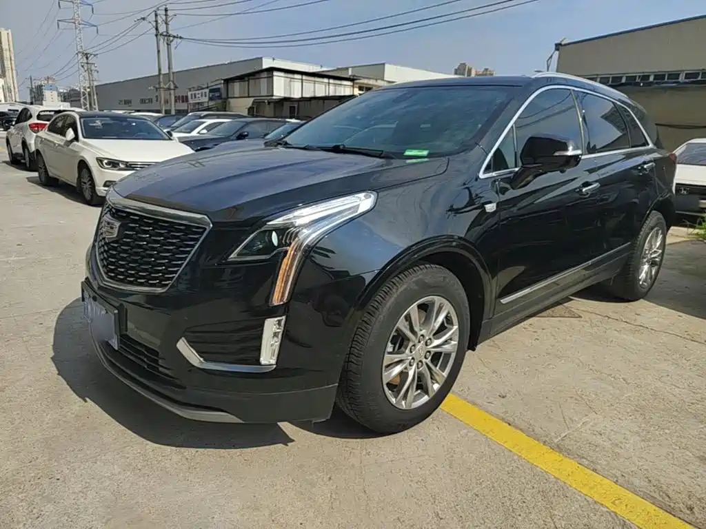 Cadillac XT5 2020 — фото 1
