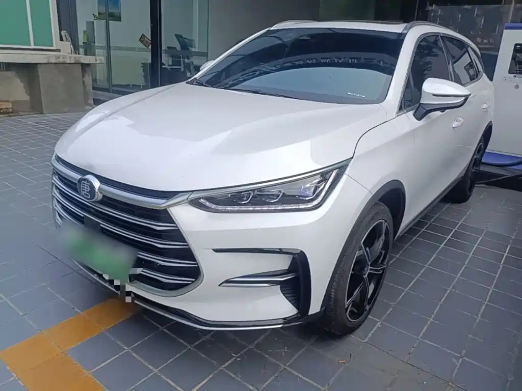 BYD Tang New Energy 2022 — фото 2
