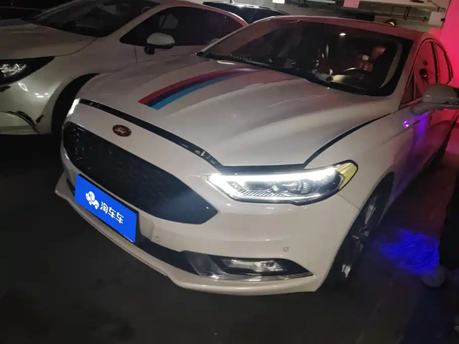Ford Mondeo 2019 — фото 1
