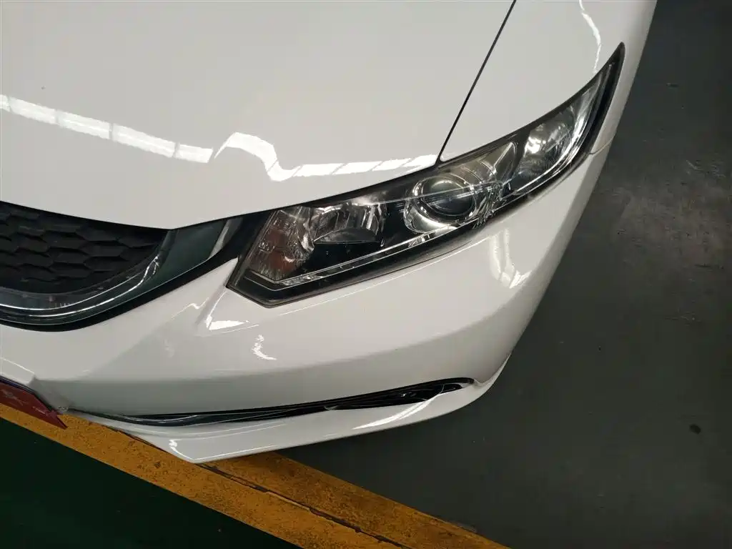 Honda Civic 2015 — фото 15