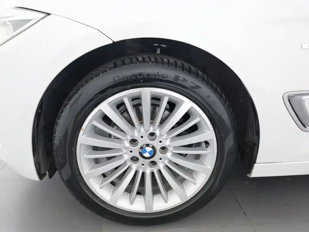 BMW 3 Series GT 2015 — фото 17
