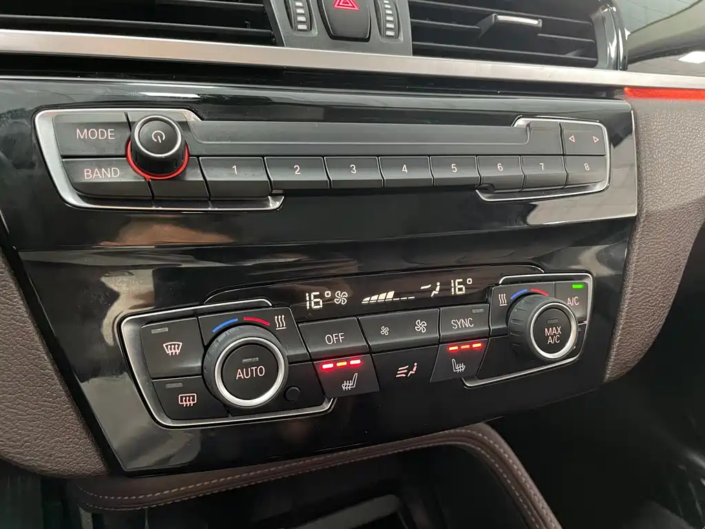 BMW X1 2022 — фото 14