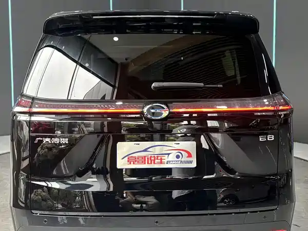 GAC Trumpchi E8 2025