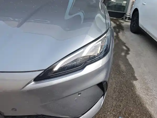BYD Seal 05 DM-i 2025