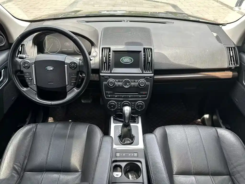 Land Rover Freelander 2 2014 — фото 8
