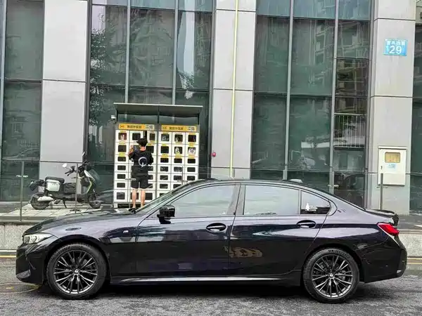BMW 3 Series 2023