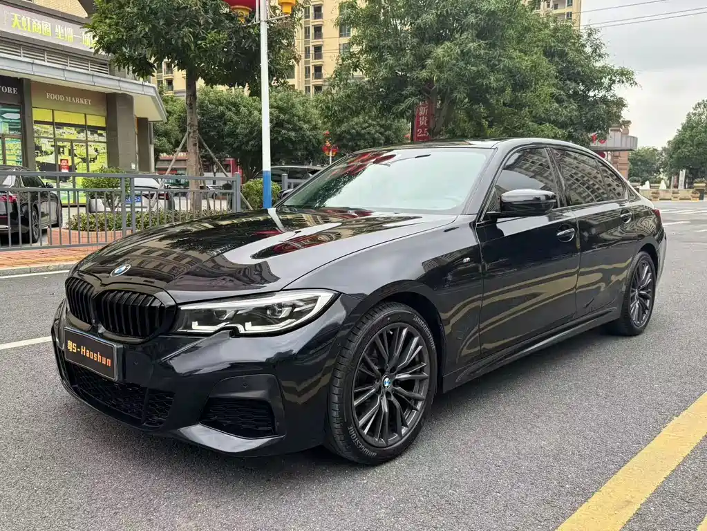 BMW 3 Series 2020 — фото 1