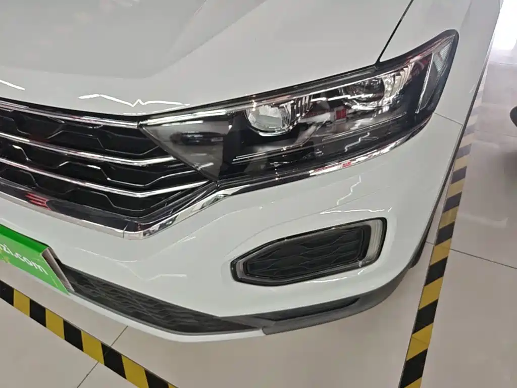 Volkswagen T-Roc 2021 — фото 24