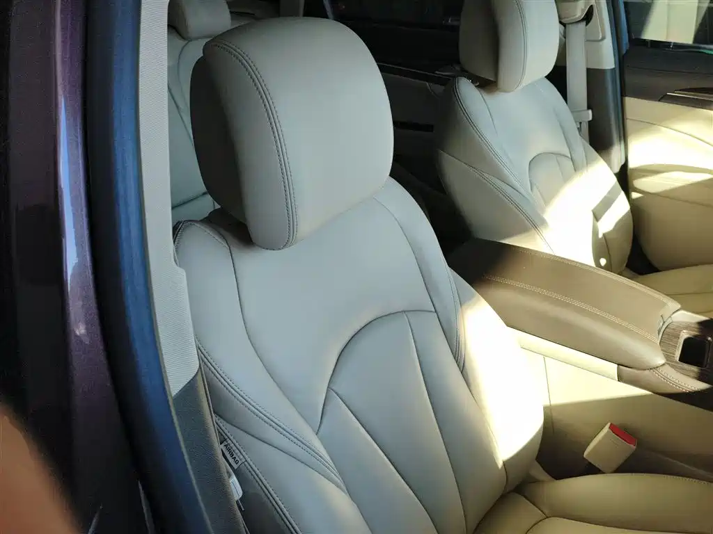 Buick LaCrosse 2017 — фото 21
