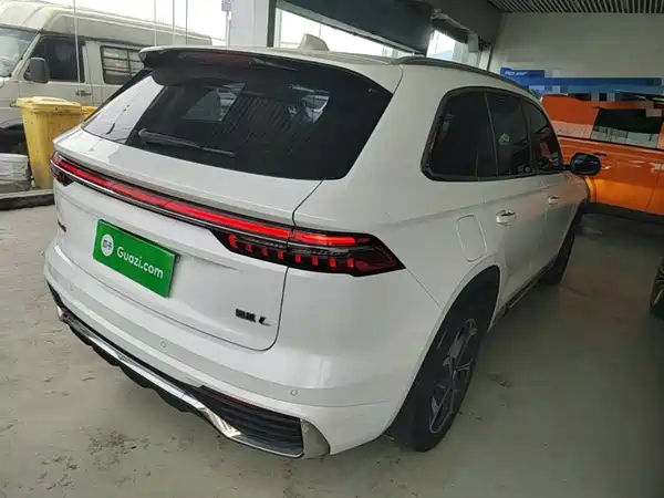 Geely Xingyue L 2022