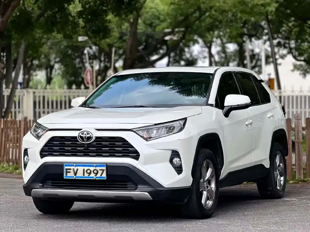 Toyota RAV4 2021