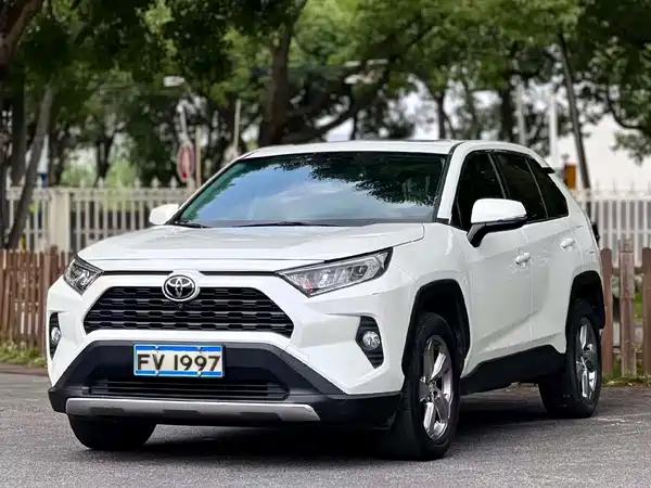 Toyota RAV4 2021