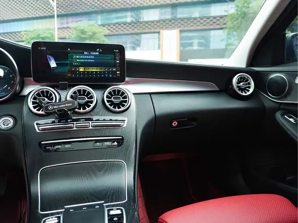 Mercedes-Benz C-Class 2020 — фото 14