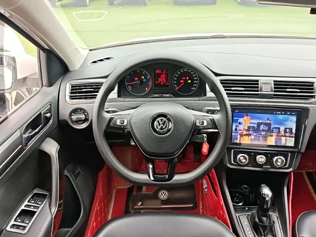 Volkswagen Santana 2018 — фото 11