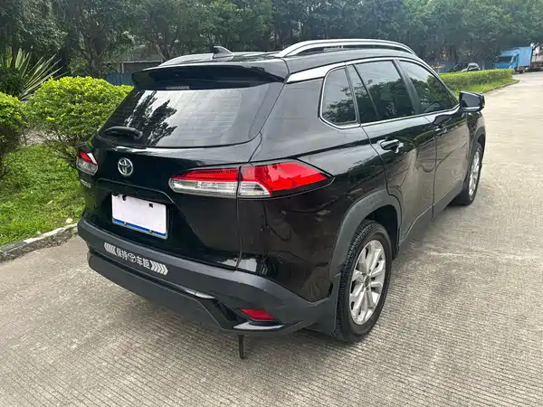 Toyota Frontlander 2022
