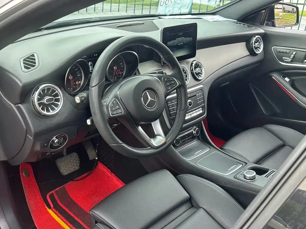 Mercedes-Benz CLA 2017 — фото 8