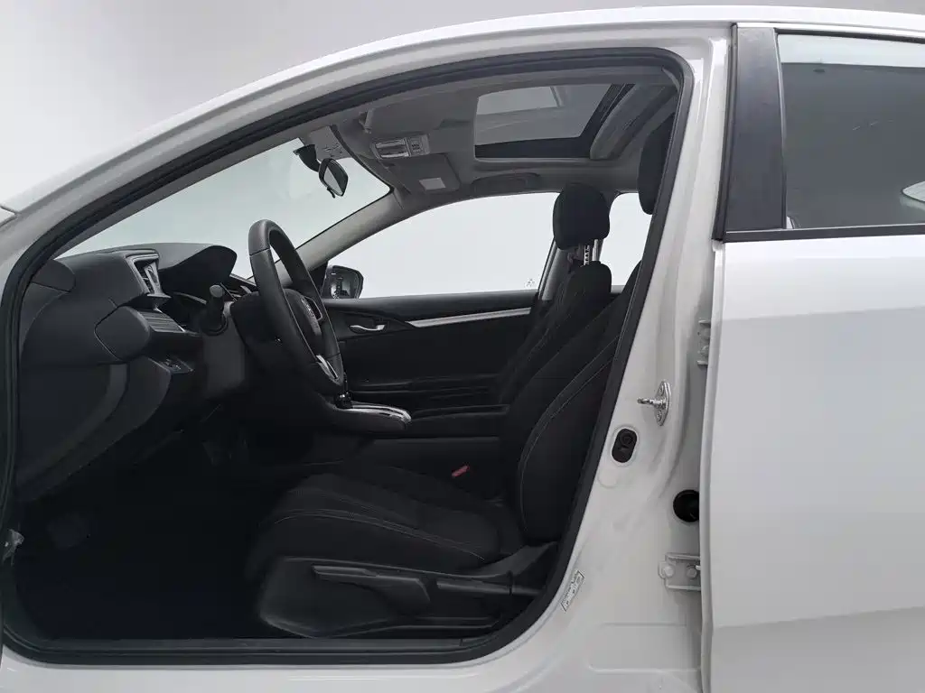 Honda Civic 2020 — фото 10