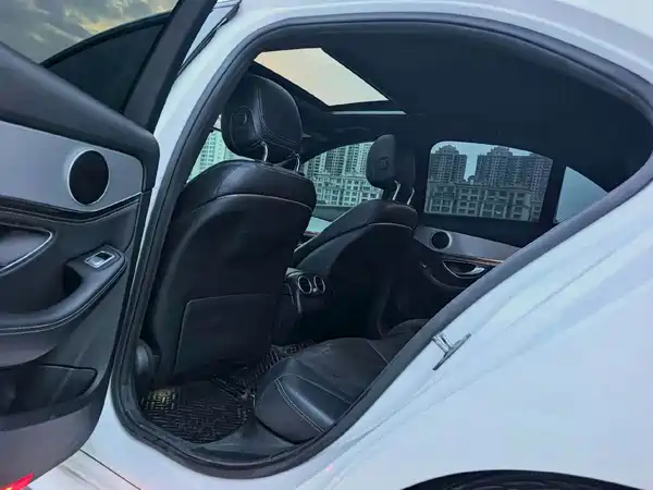Mercedes-Benz C-Class 2018