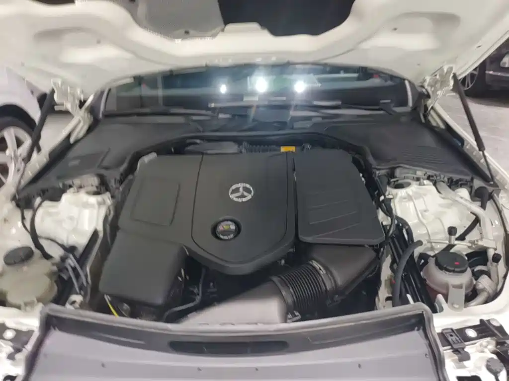 Mercedes-Benz C-Class 2025 — фото 20