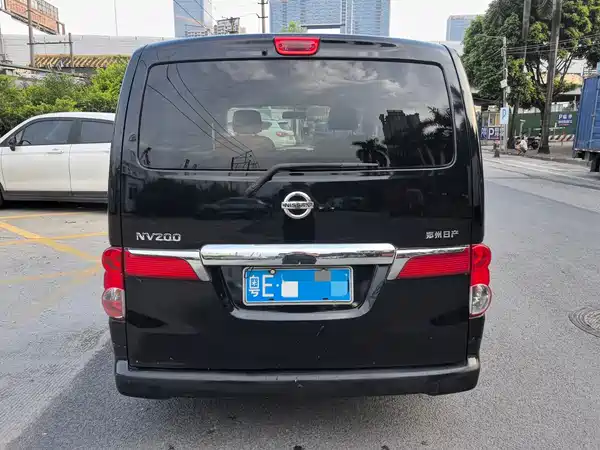Nissan NV200 2013
