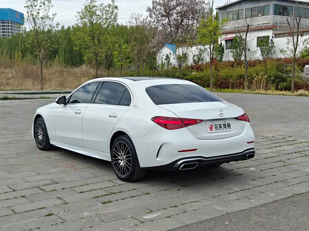 Mercedes-Benz C-Class 2023 — фото 9