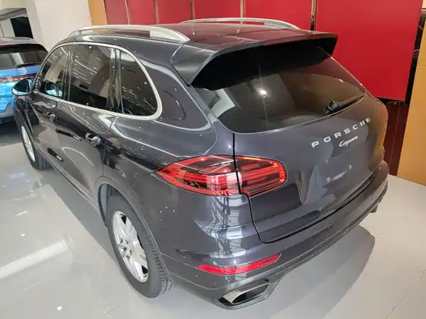 Porsche Cayenne 2017
