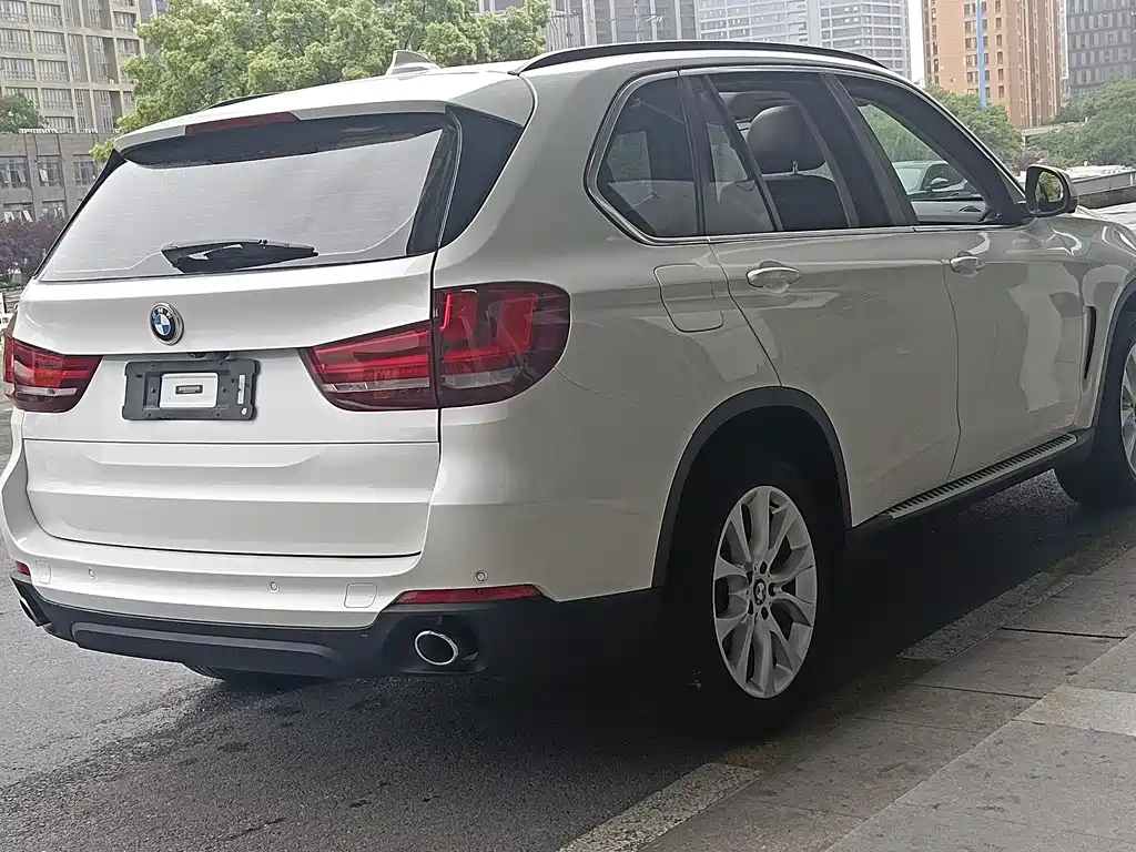 BMW X5 2016 — фото 8
