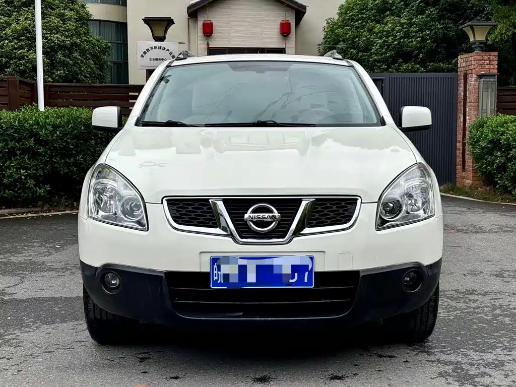 Nissan Qashqai 2015 — фото 2