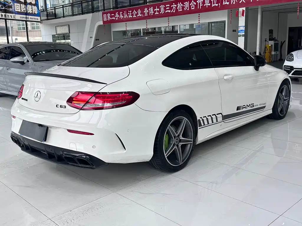 Mercedes-Benz C-Class 2016