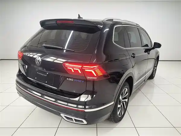 Volkswagen Tiguan L Plug-In Hybrid 2022