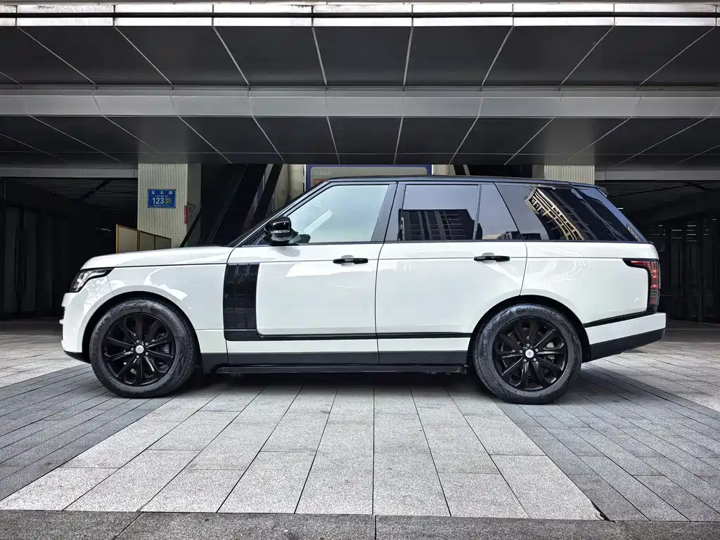 Land Rover Range Rover 2017 — фото 7