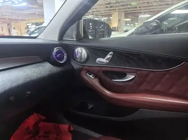 Mercedes-Benz C-Class 2018
