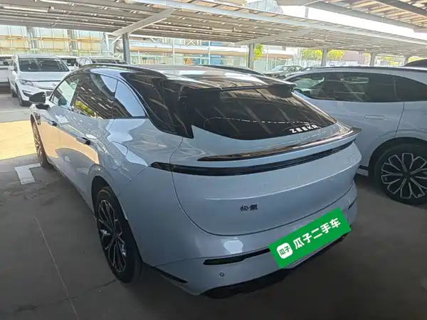 Zeekr 007GT 2025
