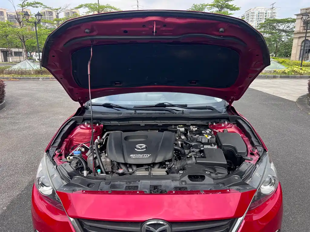 Mazda 3 Axela 2015 — фото 17