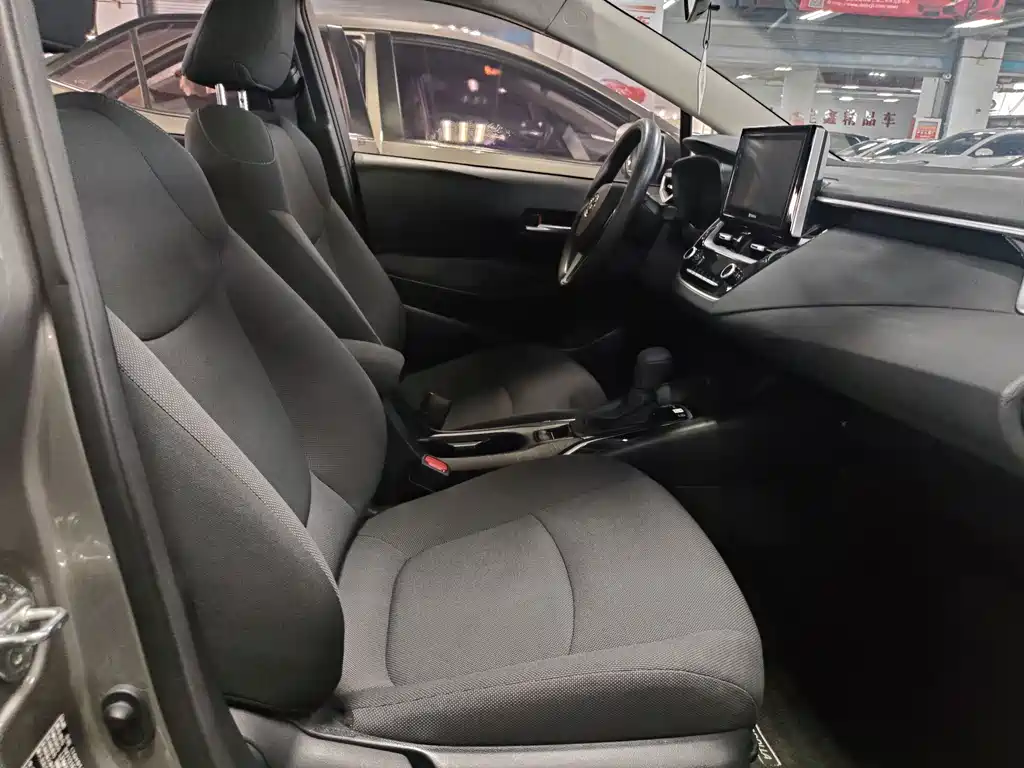 Toyota Corolla 2020 — фото 10