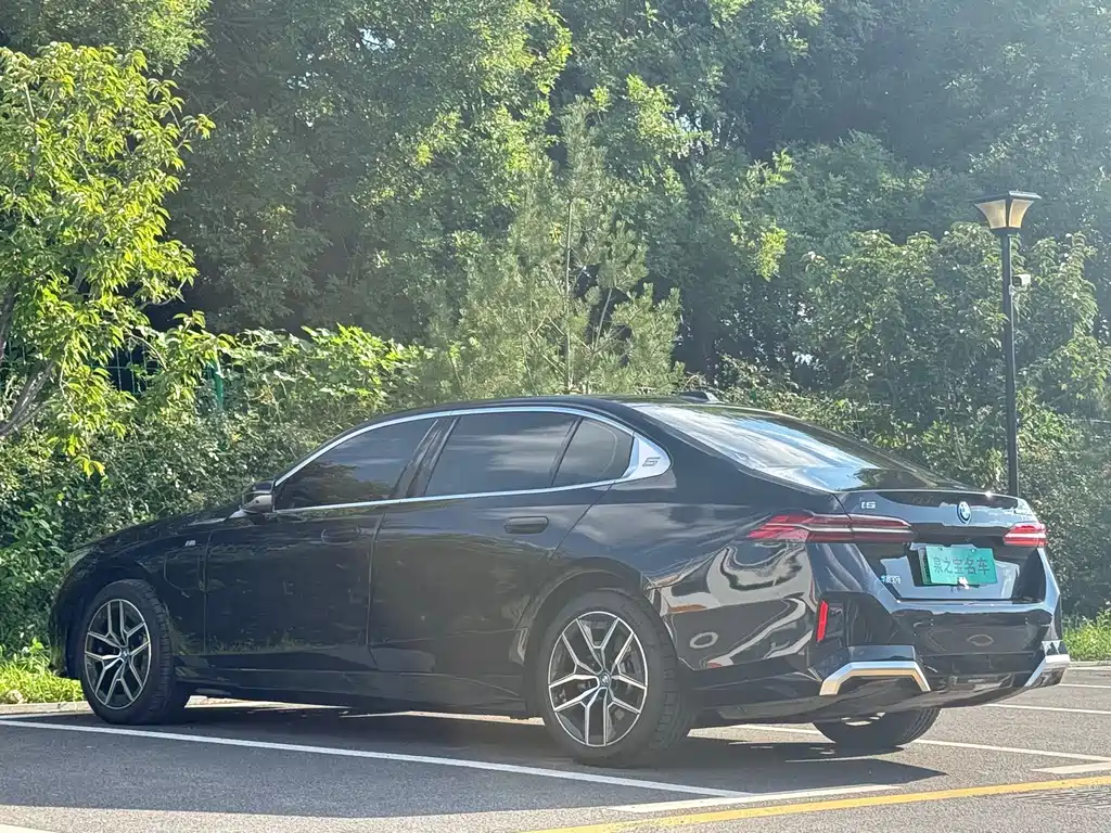 BMW i5 2024 — фото 22