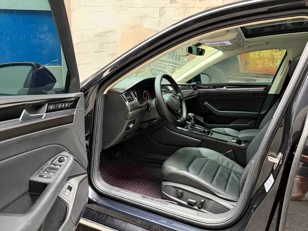 Volkswagen Phideon 2020