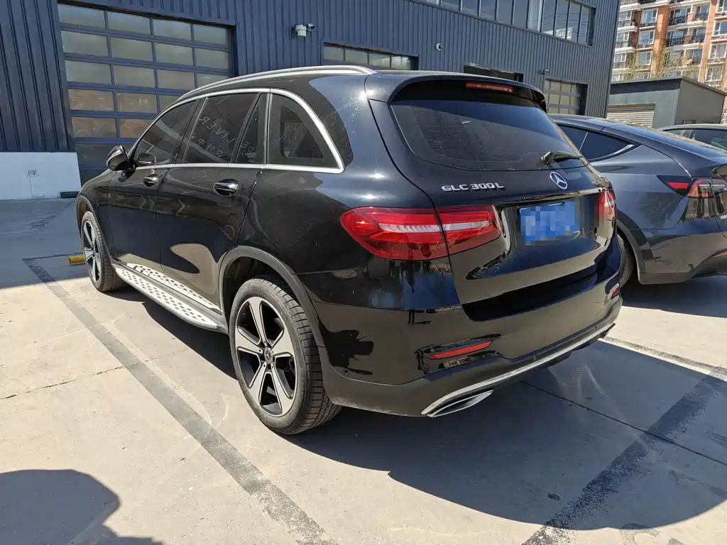 Mercedes-Benz GLC 2019 — фото 9