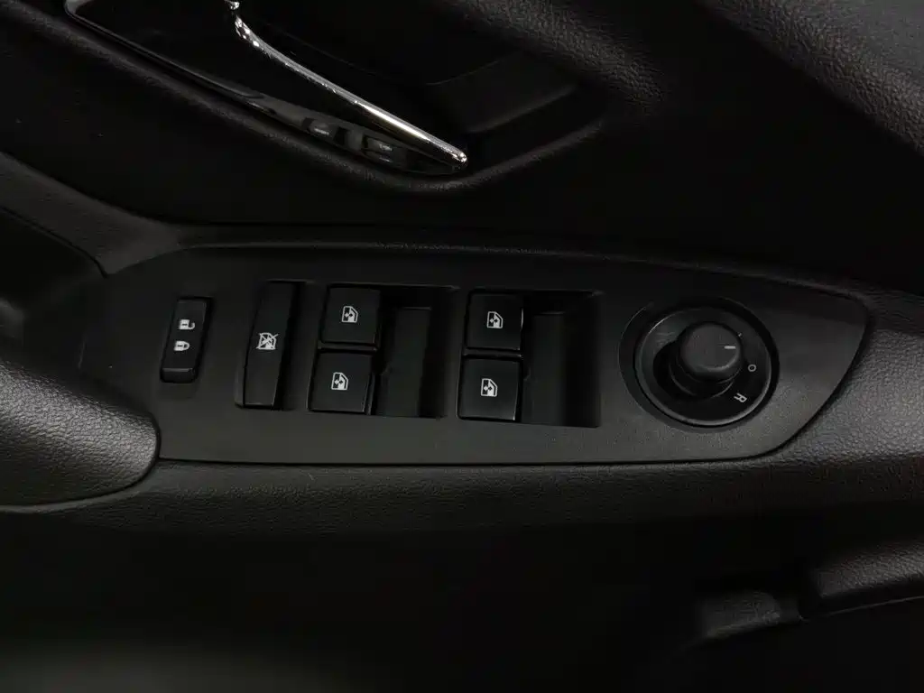 Chevrolet Trax 2014 — фото 9