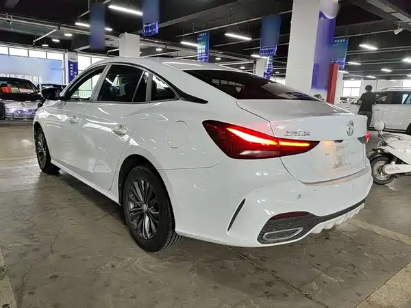 MG5 2025