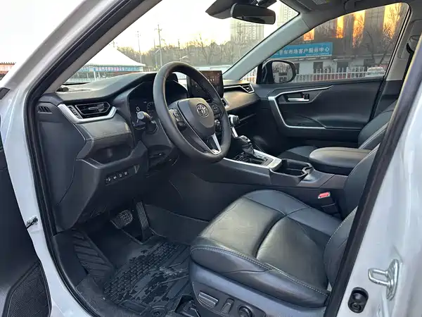 Toyota Wildlander 2024