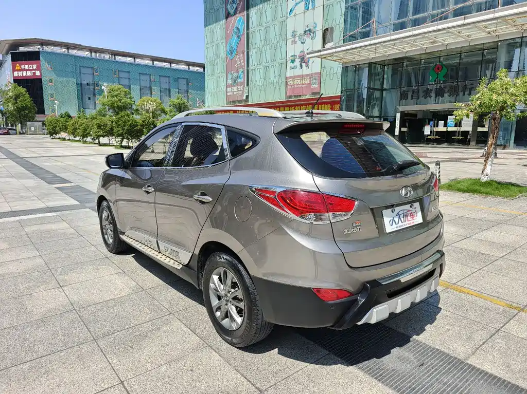 Hyundai ix35 2015 — фото 4