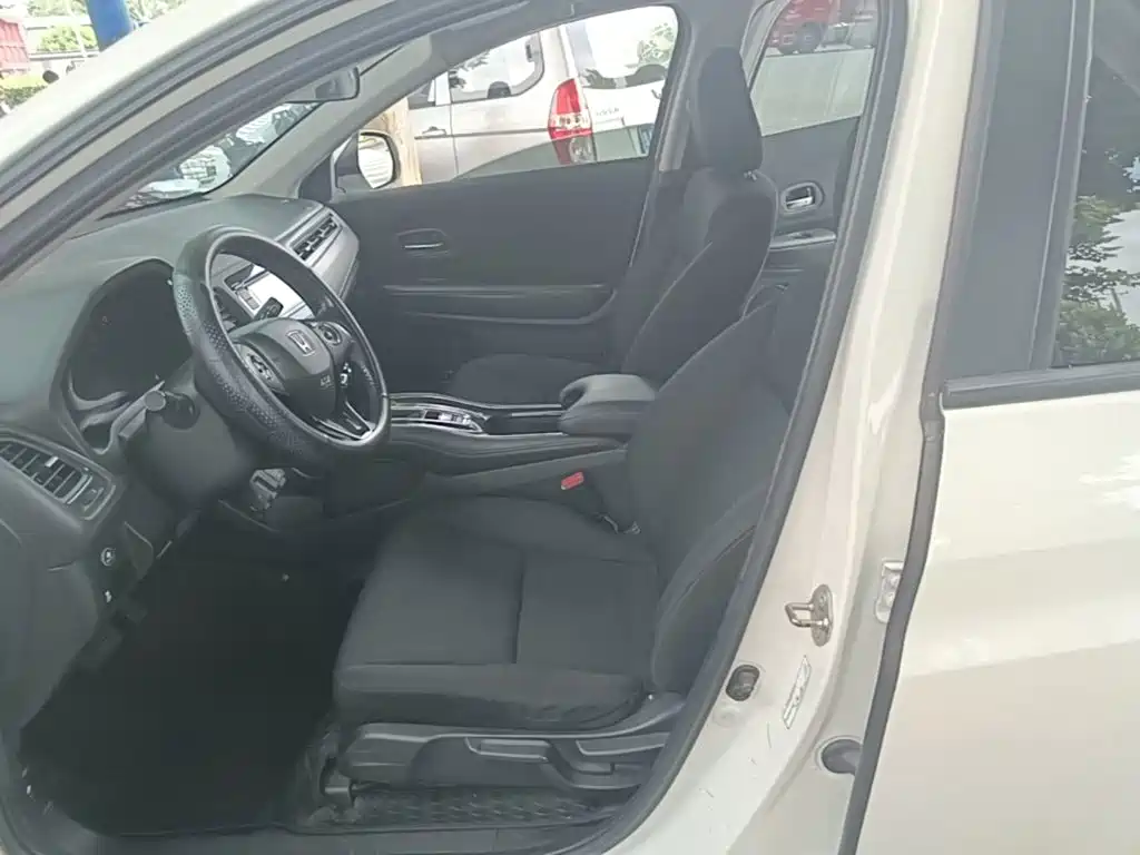 Honda Vezel 2018 — фото 15