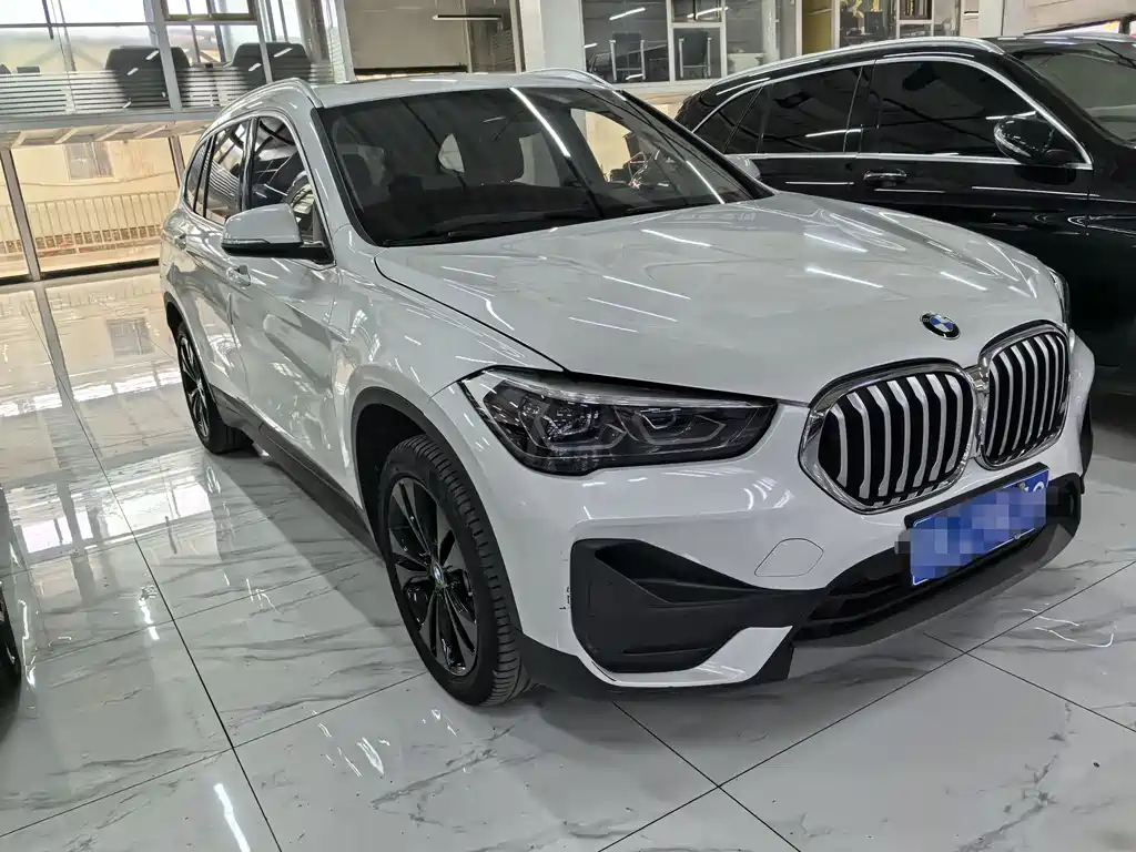 BMW X1 2020 — фото 3