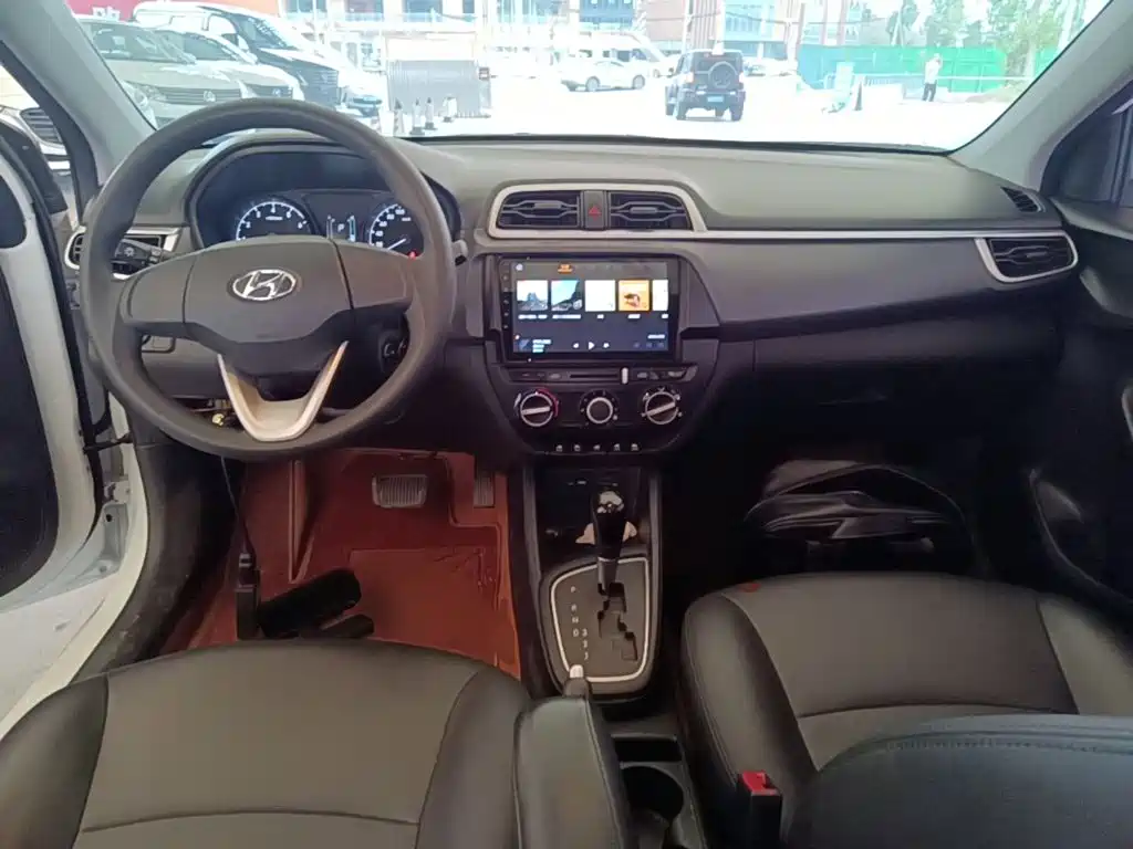 Hyundai Verna 2019 — фото 10