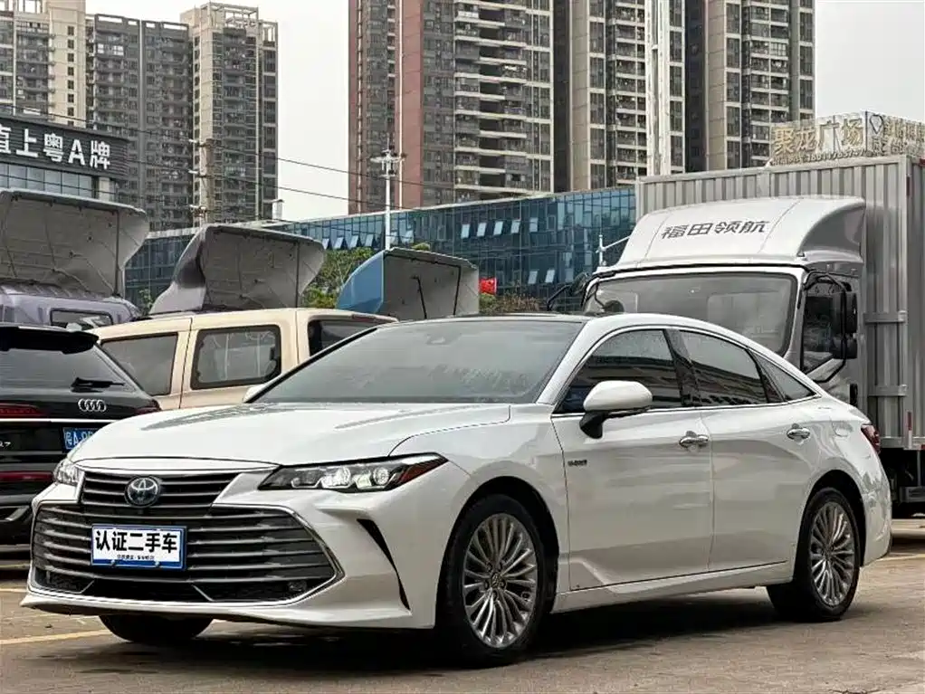 Toyota Avalon 2021 — фото 1