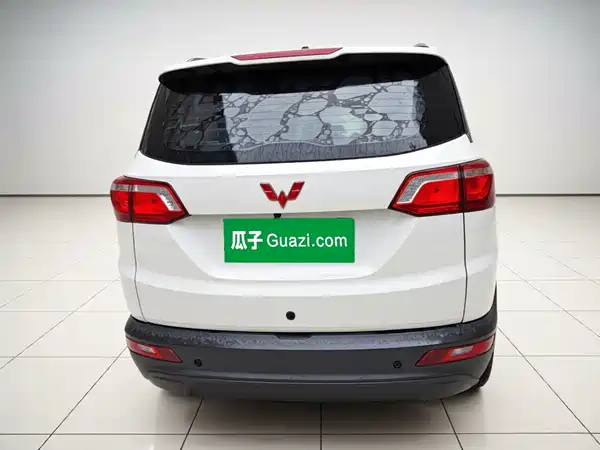 Wuling Hongguang S3 2018